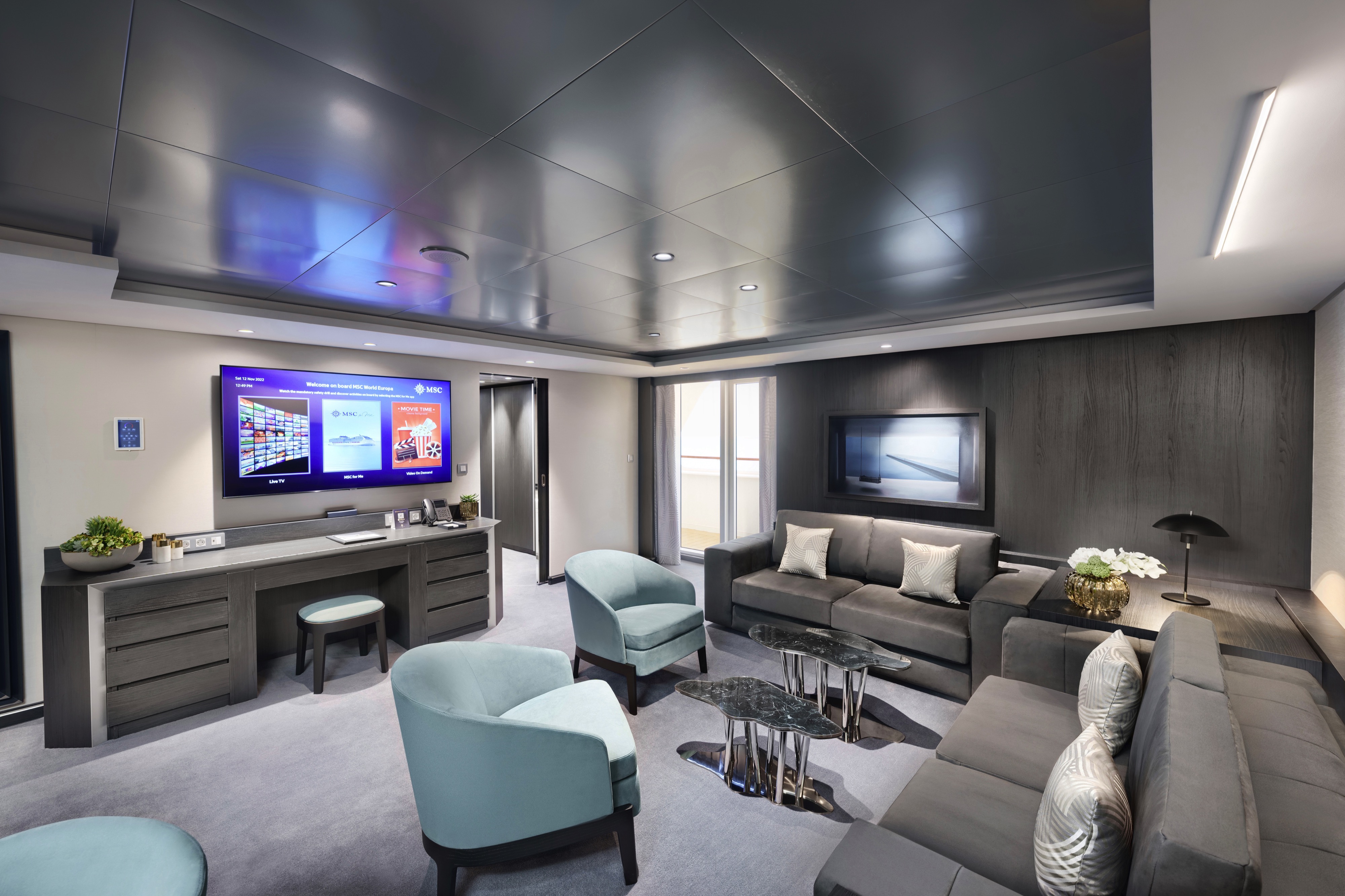 MSC Yacht Club Royal Suite with Whirlpool Bath
